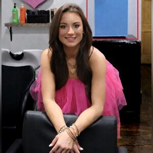 Meet your Posher, Emma